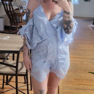 Adorable romper NWOT